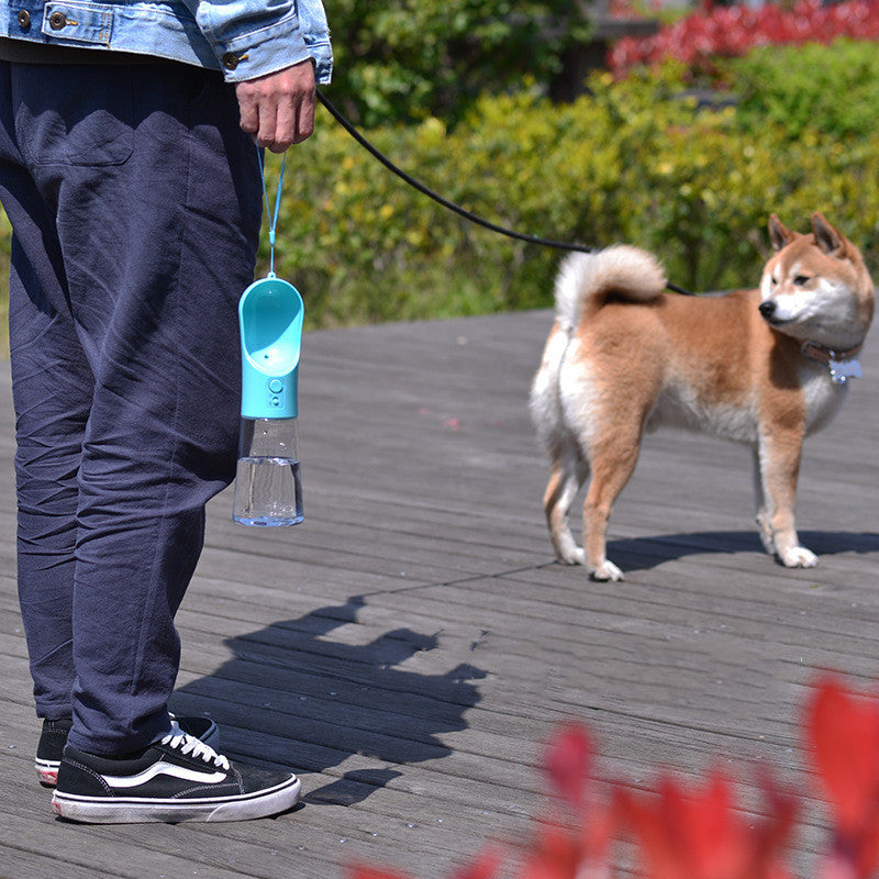 Botella de Agua Portátil para Mascotas - Perros y Gatos